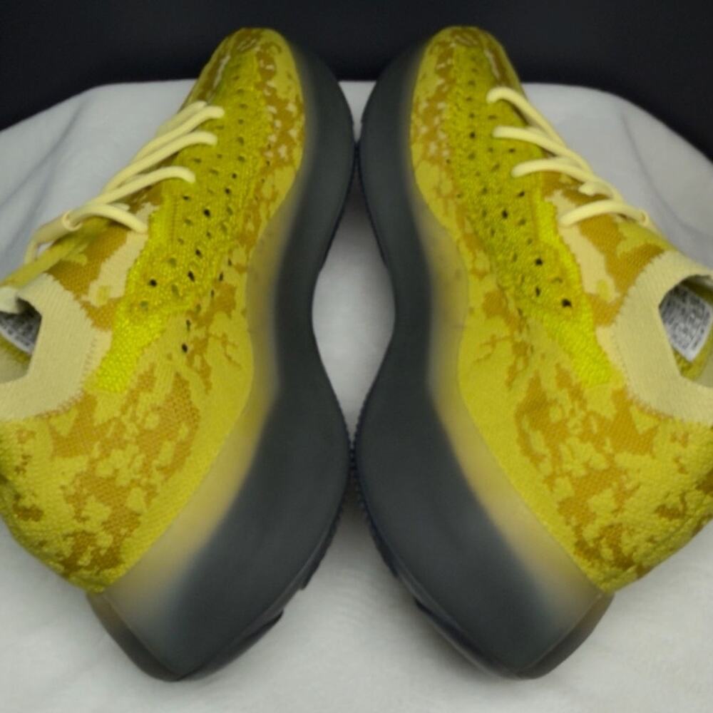 Adidas Yeezy Boost 380 “Hylte” – FZ4990 | 10.5M - Picture 4 of 16